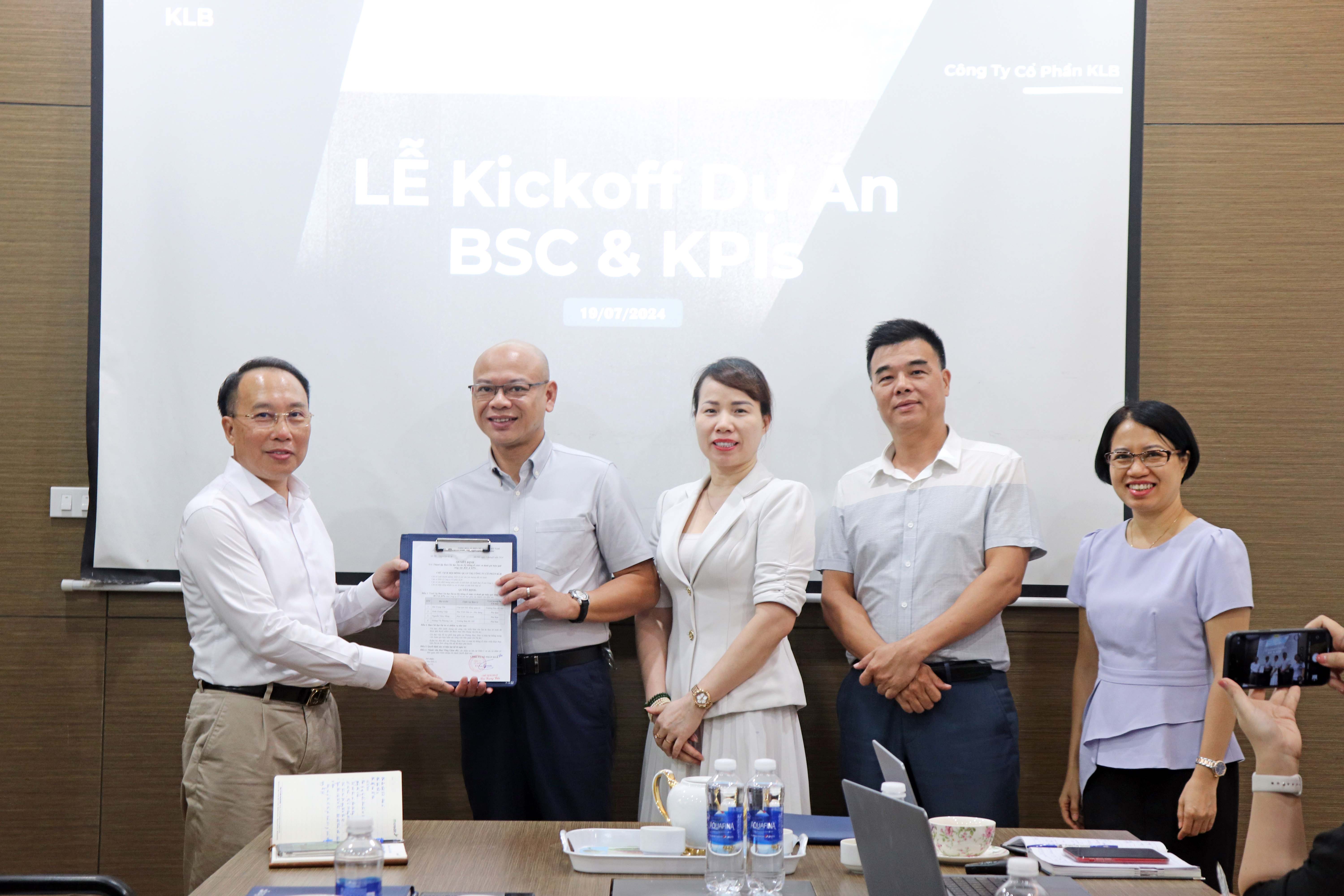 KLB KICK OFF DỰ ÁN HỆ THỐNG TỔ CHỨC VÀ BSC & KPI